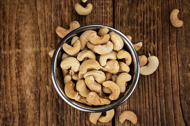 Cashews