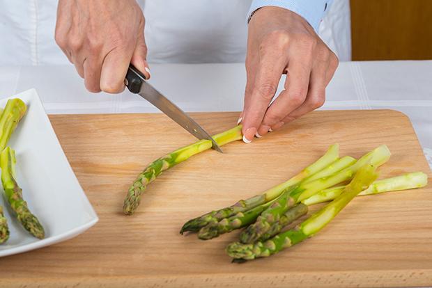 Wie kocht man Spargeln?