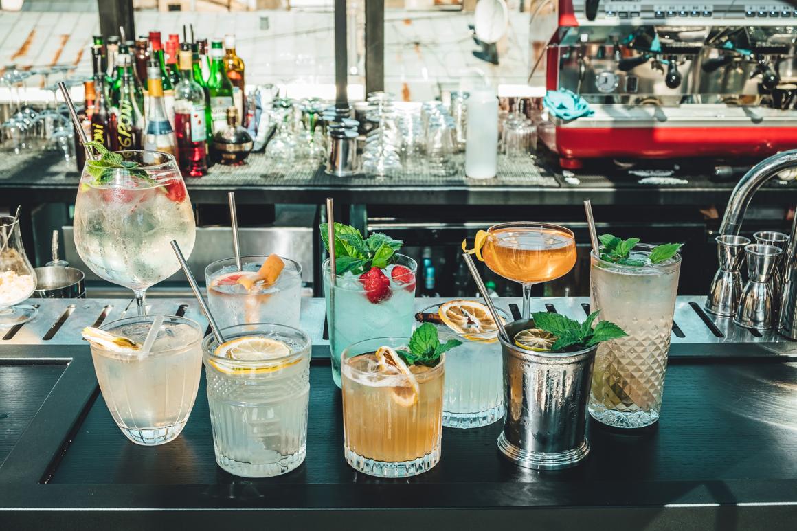 Cocktails für ein Sommerfest