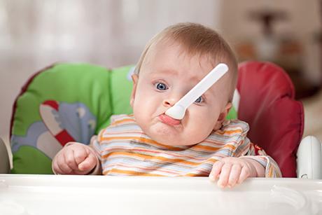 Richtige Ernährung für Babys und Kleinkinder