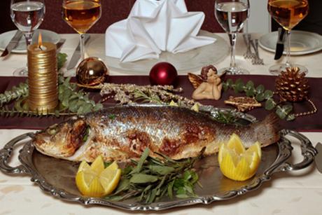 Weihnachtsmenu mit Fisch 