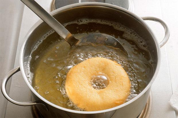 Donuts frittieren