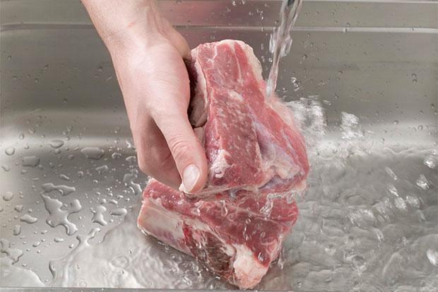 Fleisch waschen