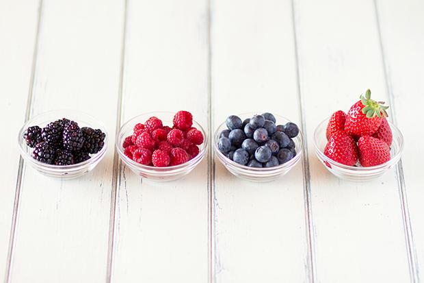 Beeren, egal welche, halten lange satt und haben nur minimale Kalorien.