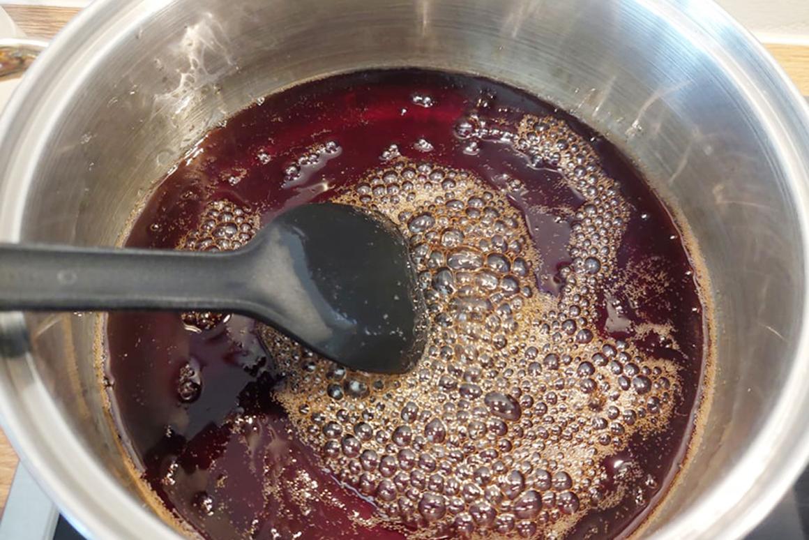 Honig färbt sich dunkel