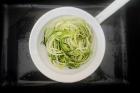 Zoodles abtropfen lassen