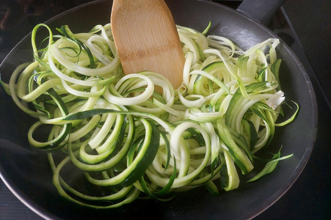 Unter Rühren braten