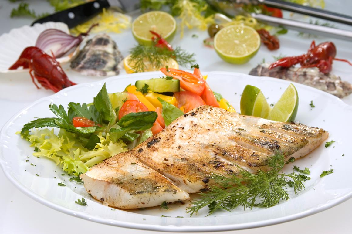 Gebratener Zander mit Gemüse