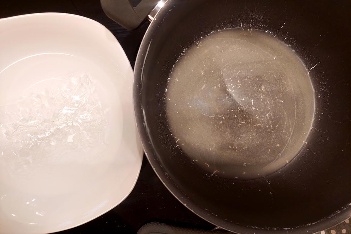 Gelatine einweichen und Zuckermasse schmelzen