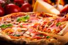 Pizza mit Kartoffelteig