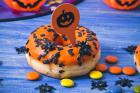 Halloweendonuts mit Kürbisfüllung