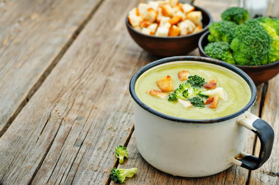Cremige Broccolisuppe