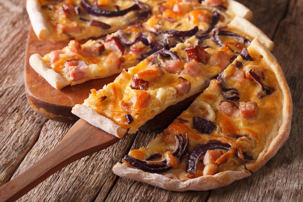 Speck-Zwiebel-Flammkuchen