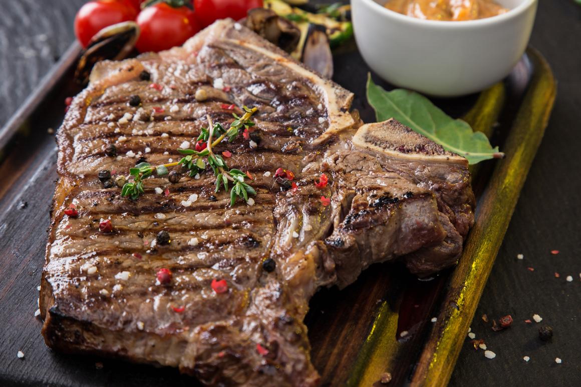 T-Bone-Steak, gebeizt