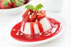 Panna Cotta mit Erbeersauce