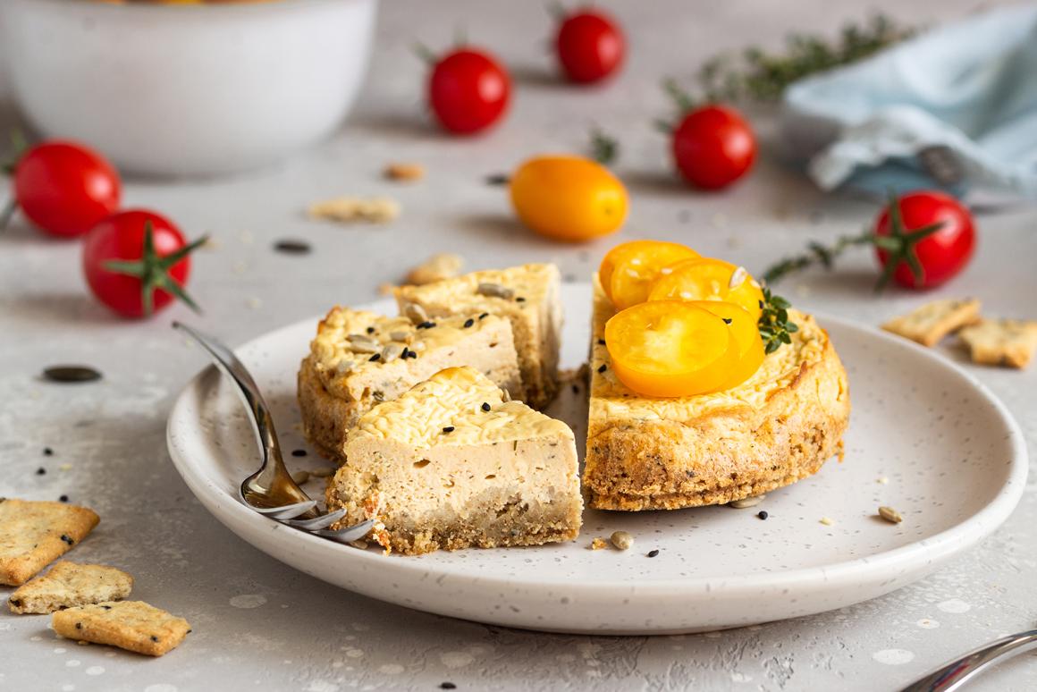 Thymian-Käsekuchen mit Tomaten