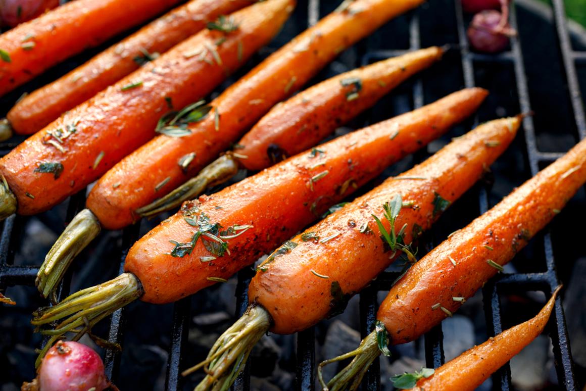 Gegrillte Rüebli in Orangenmarinade