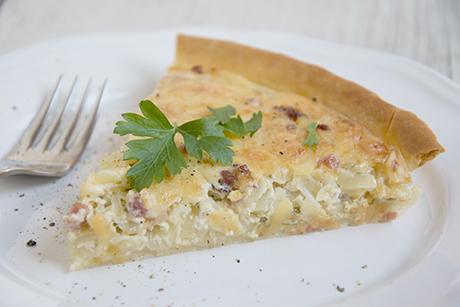 Zwiebelkuchen mit Mürbeteig