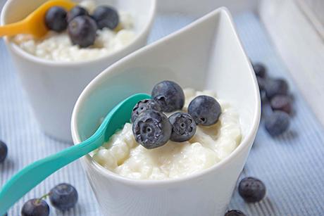 Milchreis mit Früchten
