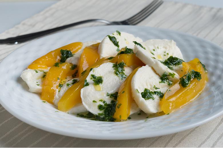 Mozzarella mit Mango