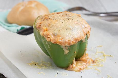 Gefüllte Peperoni mit Hüttenkäse