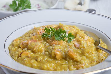 Safranrisotto mit Lachs