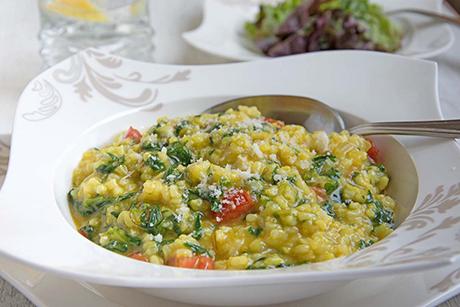 Safranrisotto mit Spinat
