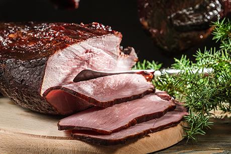 Schweinefleisch räuchern