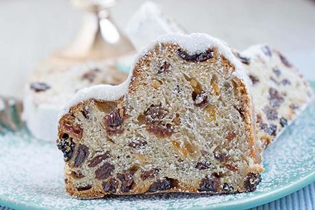 Omas Quarkstollen