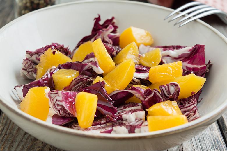 Radicchio-Mango-Salat