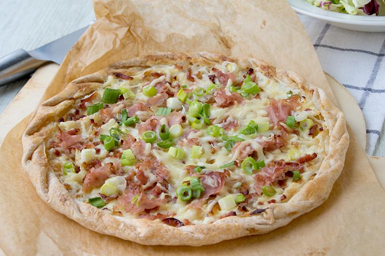 Low Carb Flammkuchen