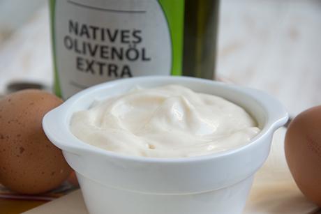 Mayonnaise mit Olivenöl