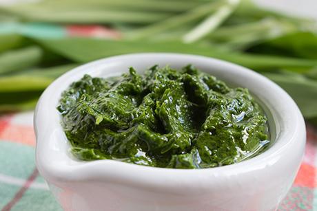 Bärlauchpesto mit Sonnenblumenkernen