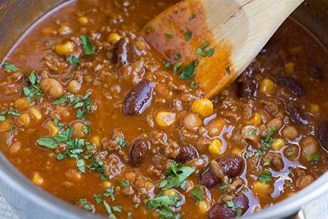Bohnensuppe mit Hackfleisch