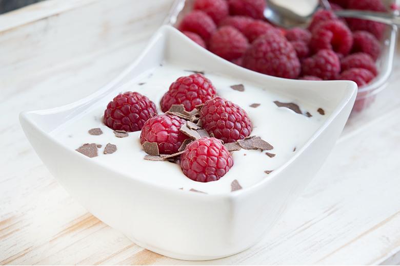 Quarkcreme mit Himbeeren