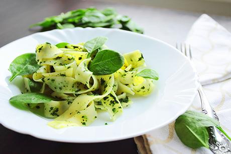Aglio Olio mit Spinat - 5 Zutaten