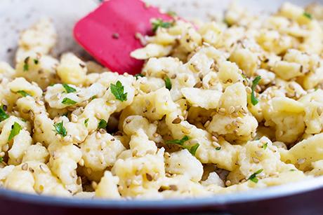 Sesamspätzli