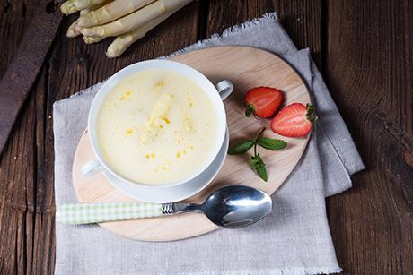 Vegane Spargelsuppe