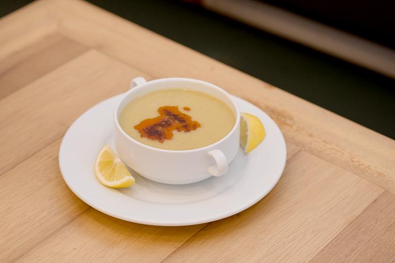 Ezo Gelin Corbasi - rote Linsensuppe