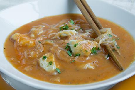 Kokos-Curry-Glasnudelsuppe