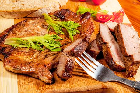 Schweinenacken aus dem Smoker