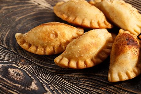 Hackfleisch-Oliven-Empanadas