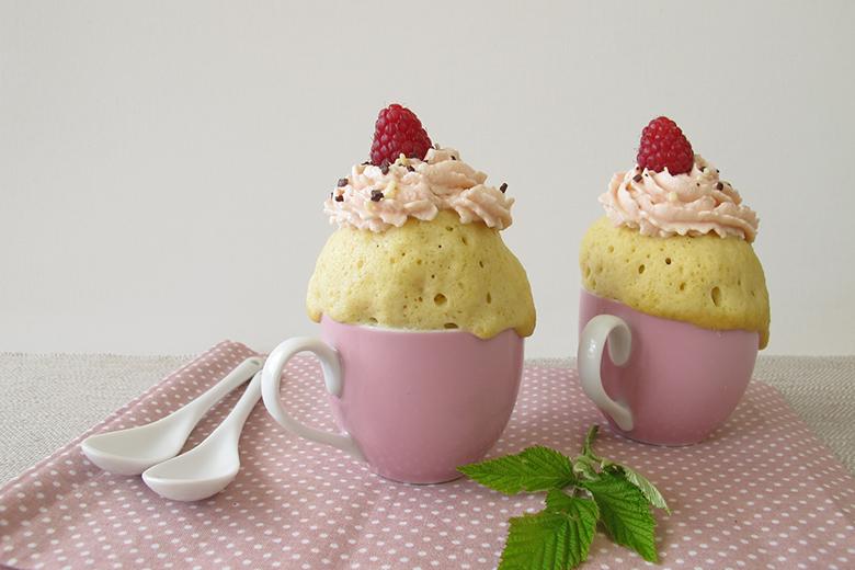 Himbeer-Becherkuchen aus der Mikrowelle