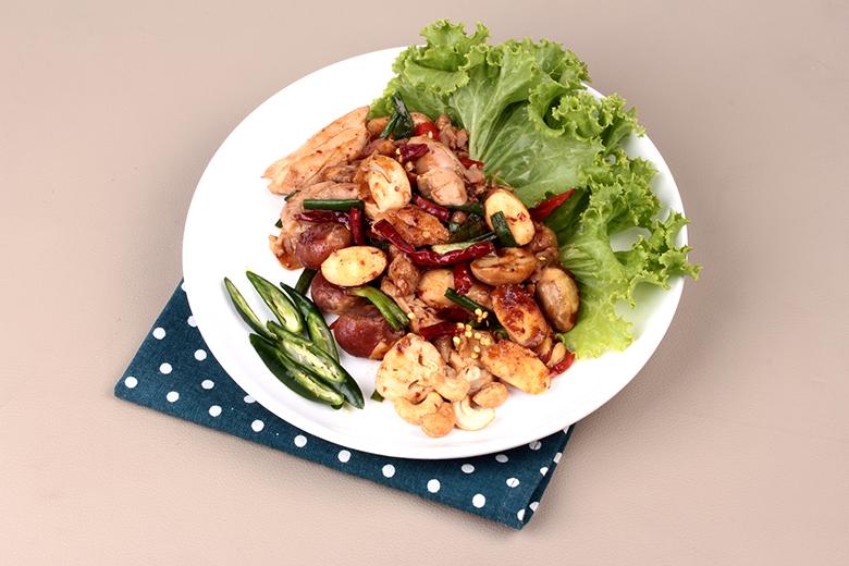 Gebratene Jackfruit mit Poulet