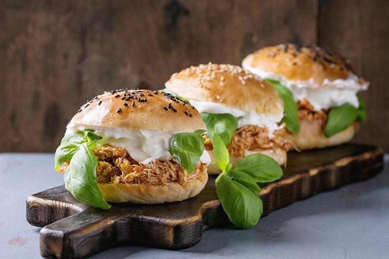 Pulled Chicken Burger