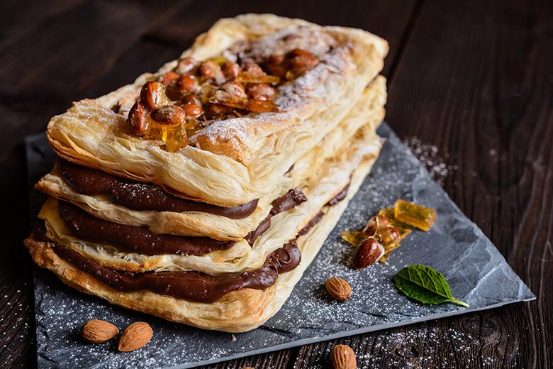 Mille Feuille mit Rum-Schokomousse