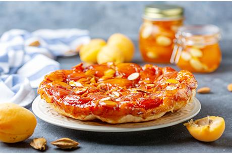 Aprikosen-Rosmarin Tatin