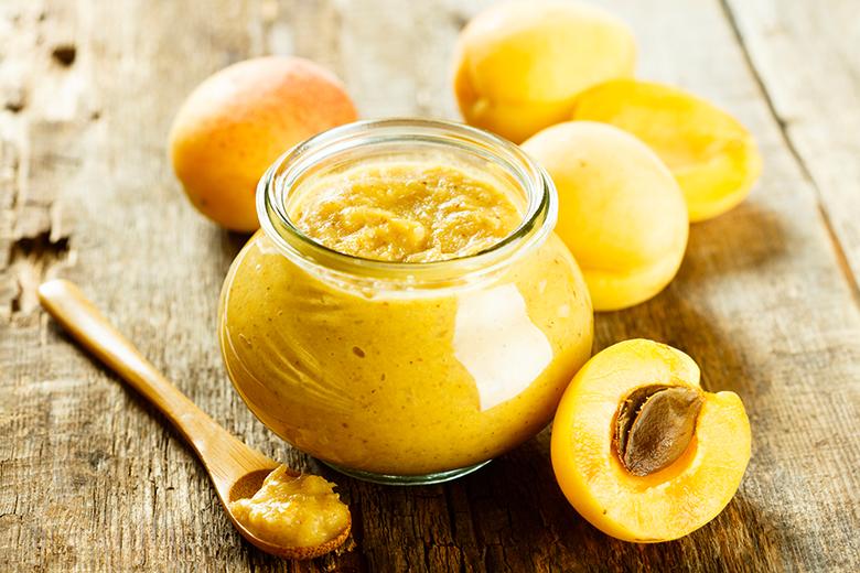 Fruchtsenf mit Aprikosen