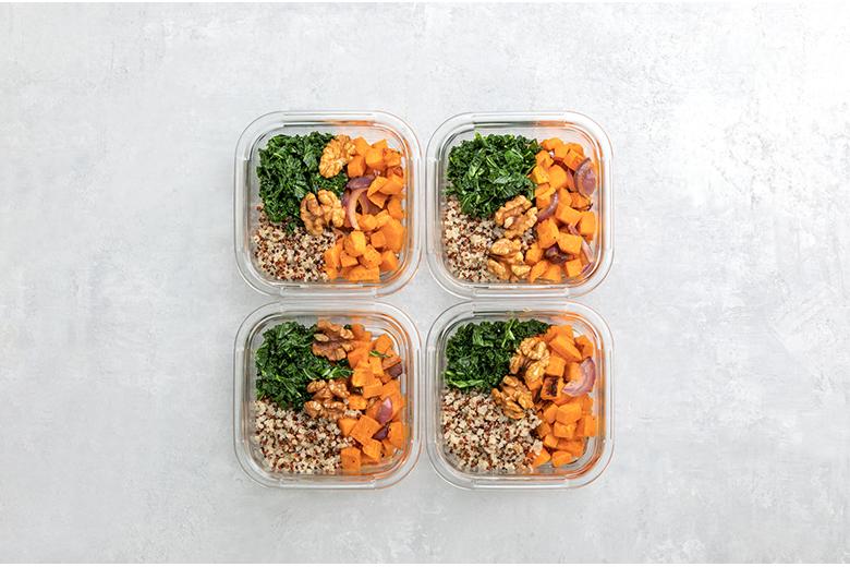 Meal Prep - sautierter Grünkohl mit Süsskartoffeln und Quinoa