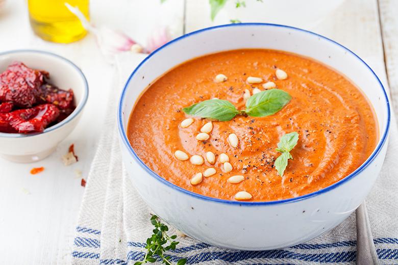 Gazpacho mit gegrillter Peperoni
